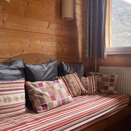 Appartement 4/6 pers 38m2, vue montagne, piscine chauffée, 500m centre ville Cauterets Esterno foto