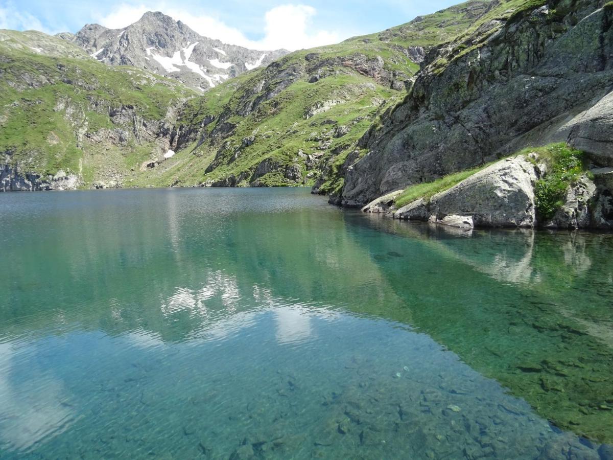 Appartement 4/6 pers 38m2, vue montagne, piscine chauffée, 500m centre ville Cauterets Esterno foto