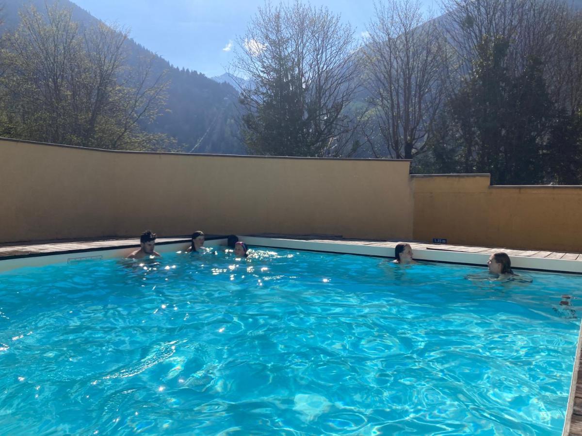 Appartement 4/6 pers 38m2, vue montagne, piscine chauffée, 500m centre ville Cauterets Esterno foto