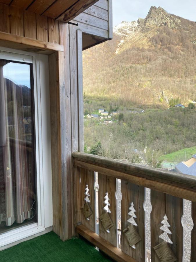 Appartement 4/6 pers 38m2, vue montagne, piscine chauffée, 500m centre ville Cauterets Esterno foto
